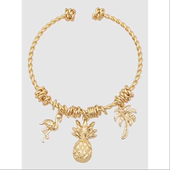 Jewelry - Gold Pineapple Bracelet🎀